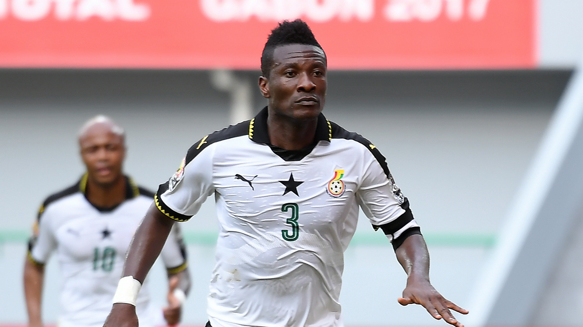 Appiah – Let's turn on the style - Kickoffghana.com Appiah – Let's turn on the style