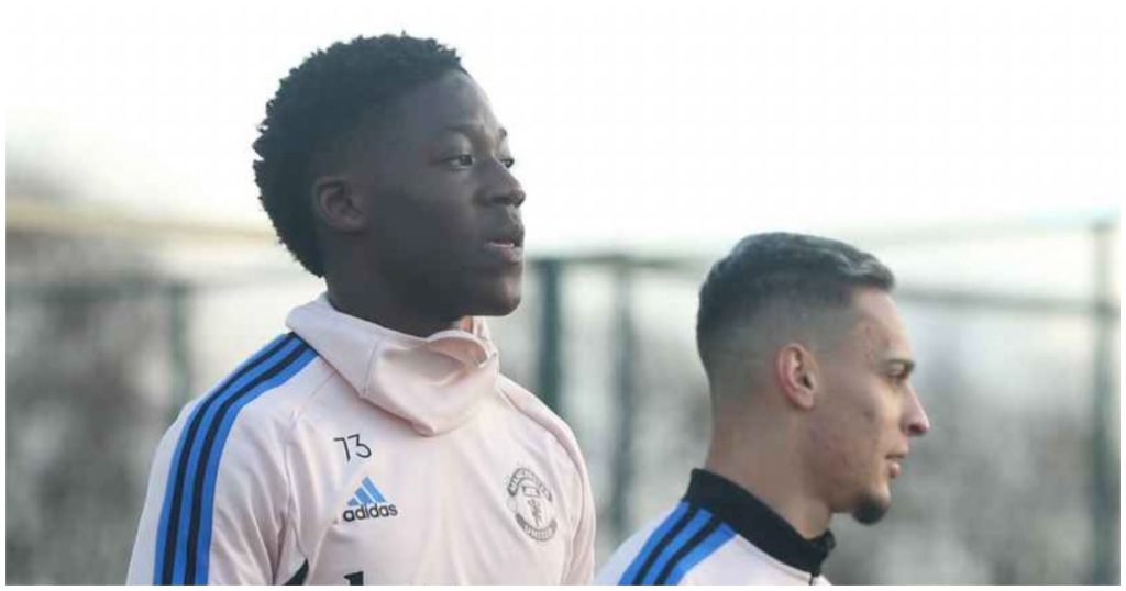 Ghanaian youngster Kobbie Mainoo trains with Man Utd ahead of Everton tie